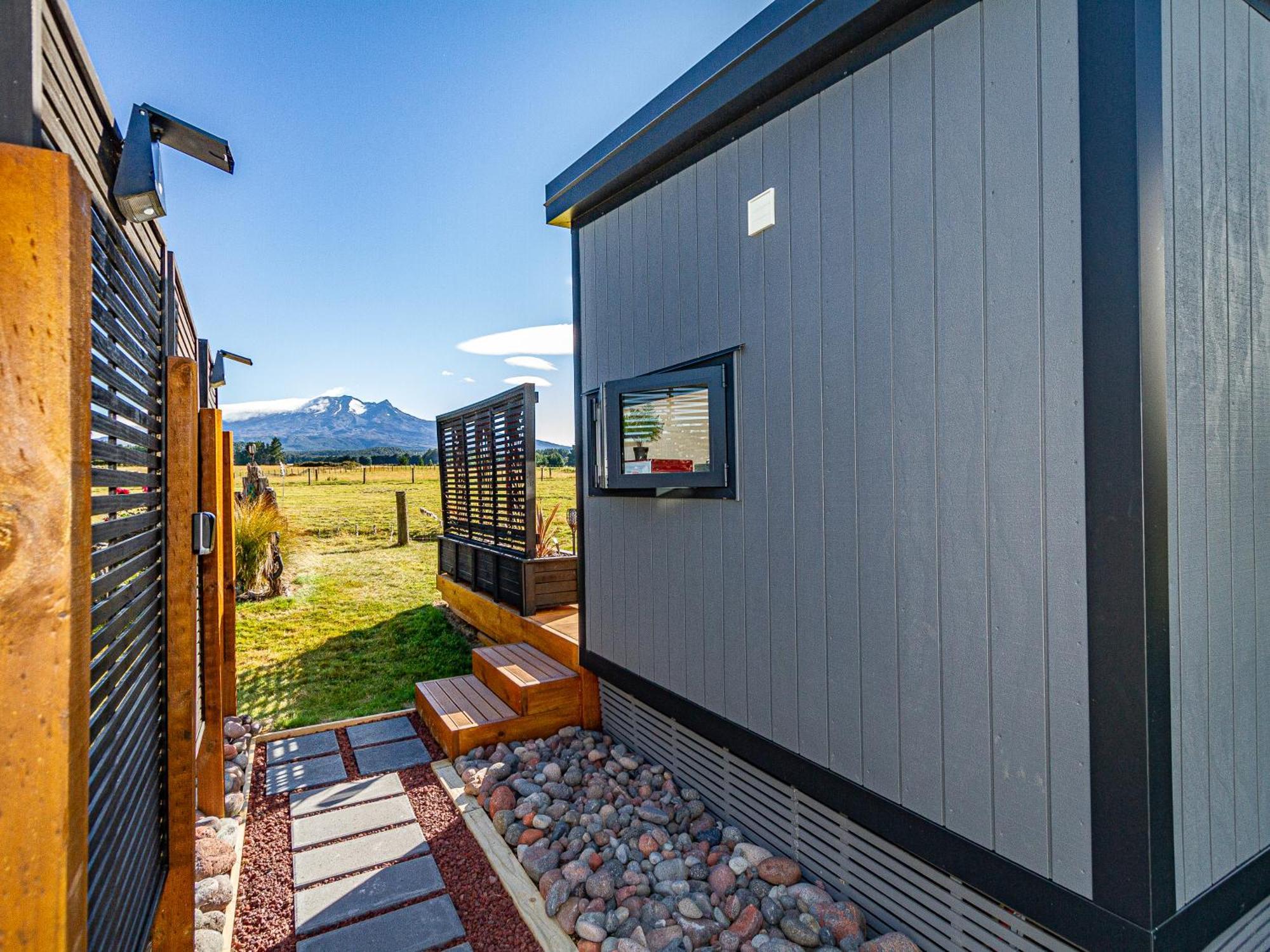 Mangateitei Views - Rangataua Tiny Home Ohakune Extérieur photo