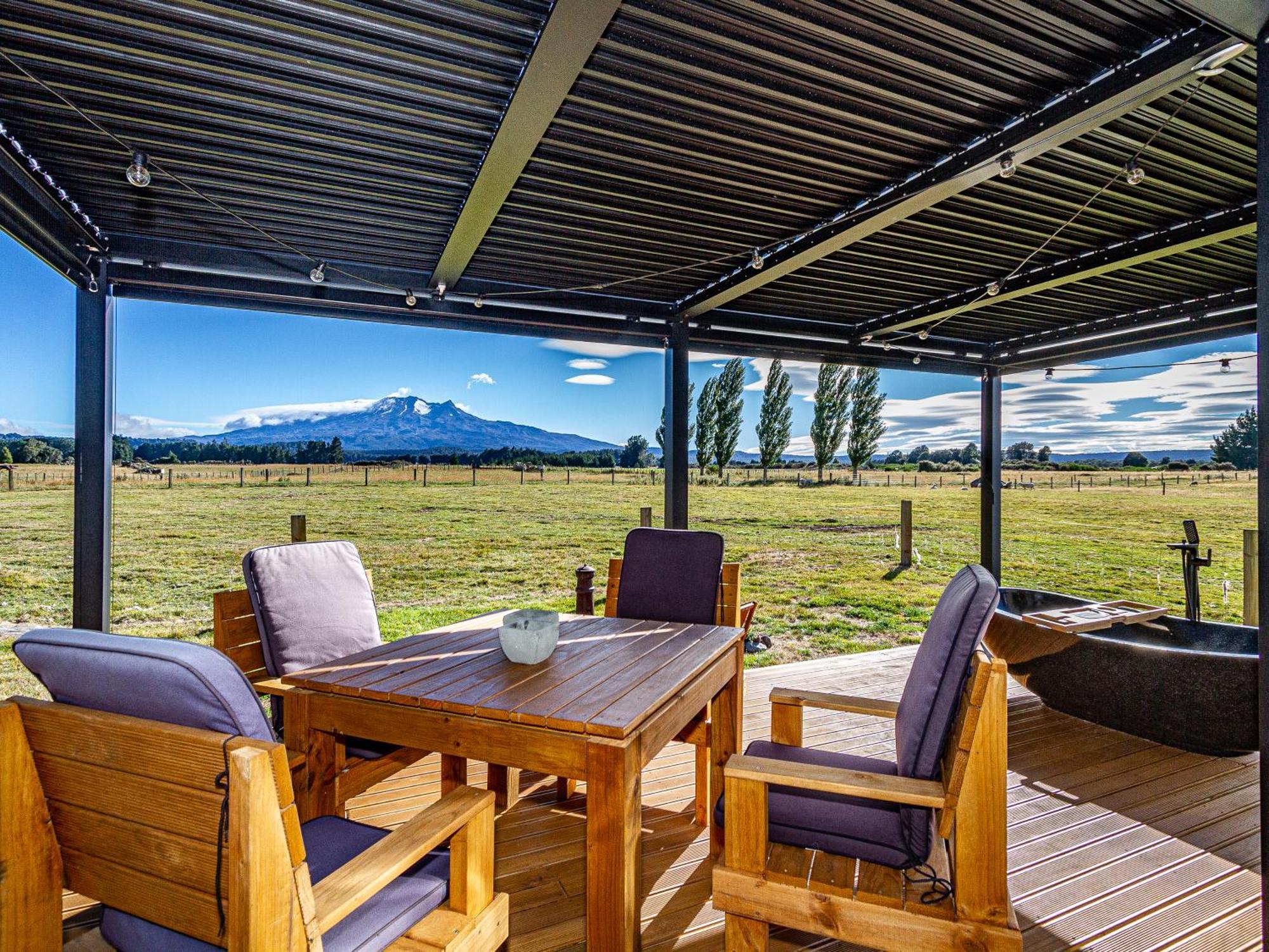 Mangateitei Views - Rangataua Tiny Home Ohakune Extérieur photo